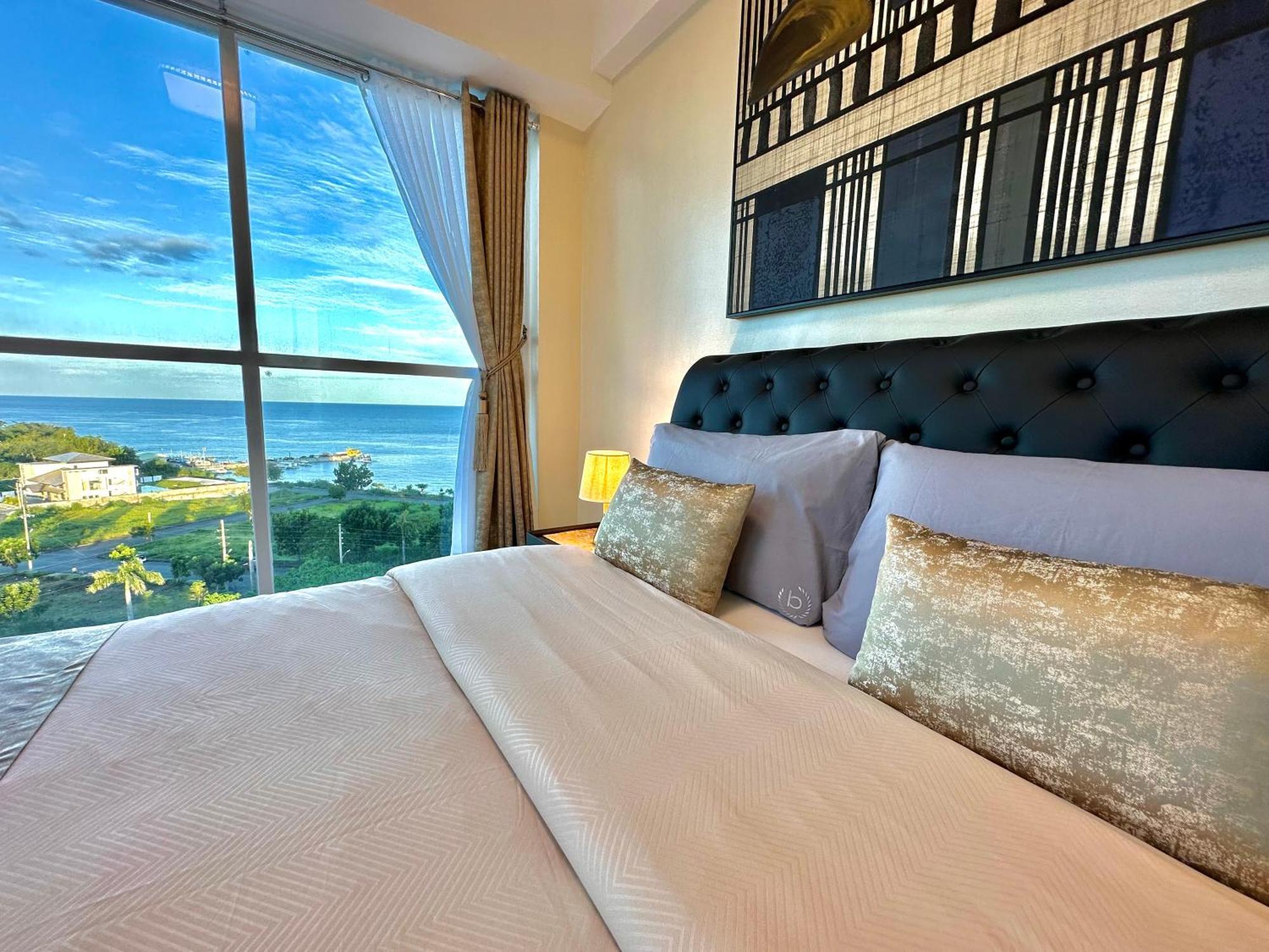 Oceanview Deluxe 1Br Suite La Mirada 麦克坦 外观 照片