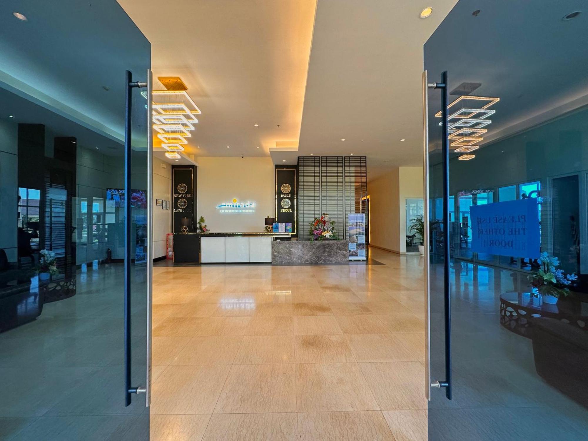 Oceanview Deluxe 1Br Suite La Mirada 麦克坦 外观 照片