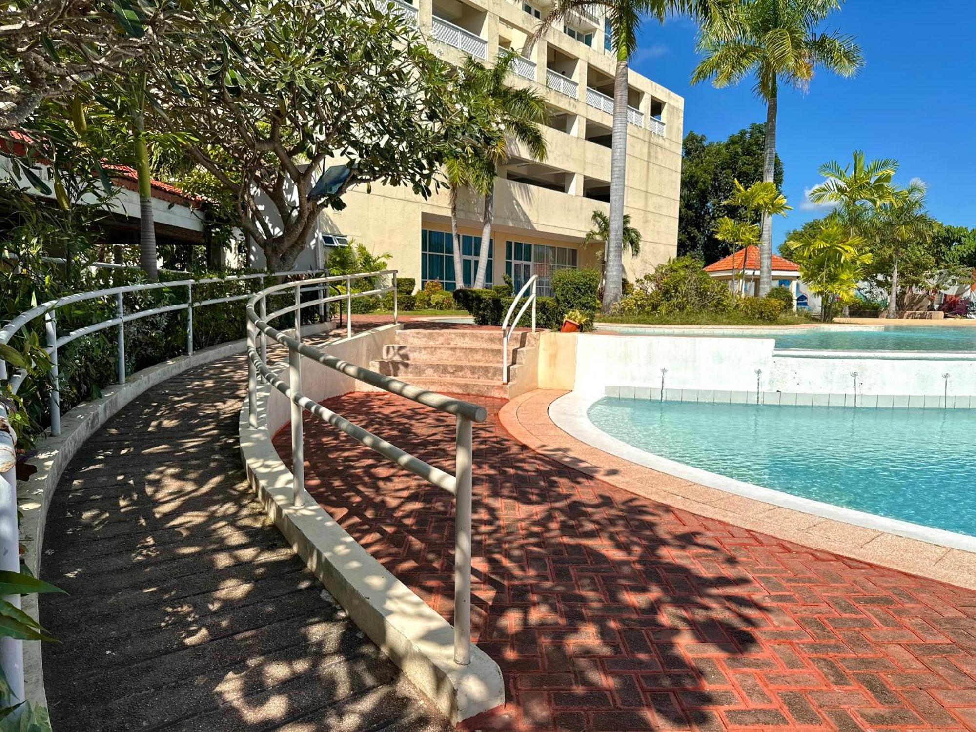 Oceanview Deluxe 1Br Suite La Mirada 麦克坦 外观 照片