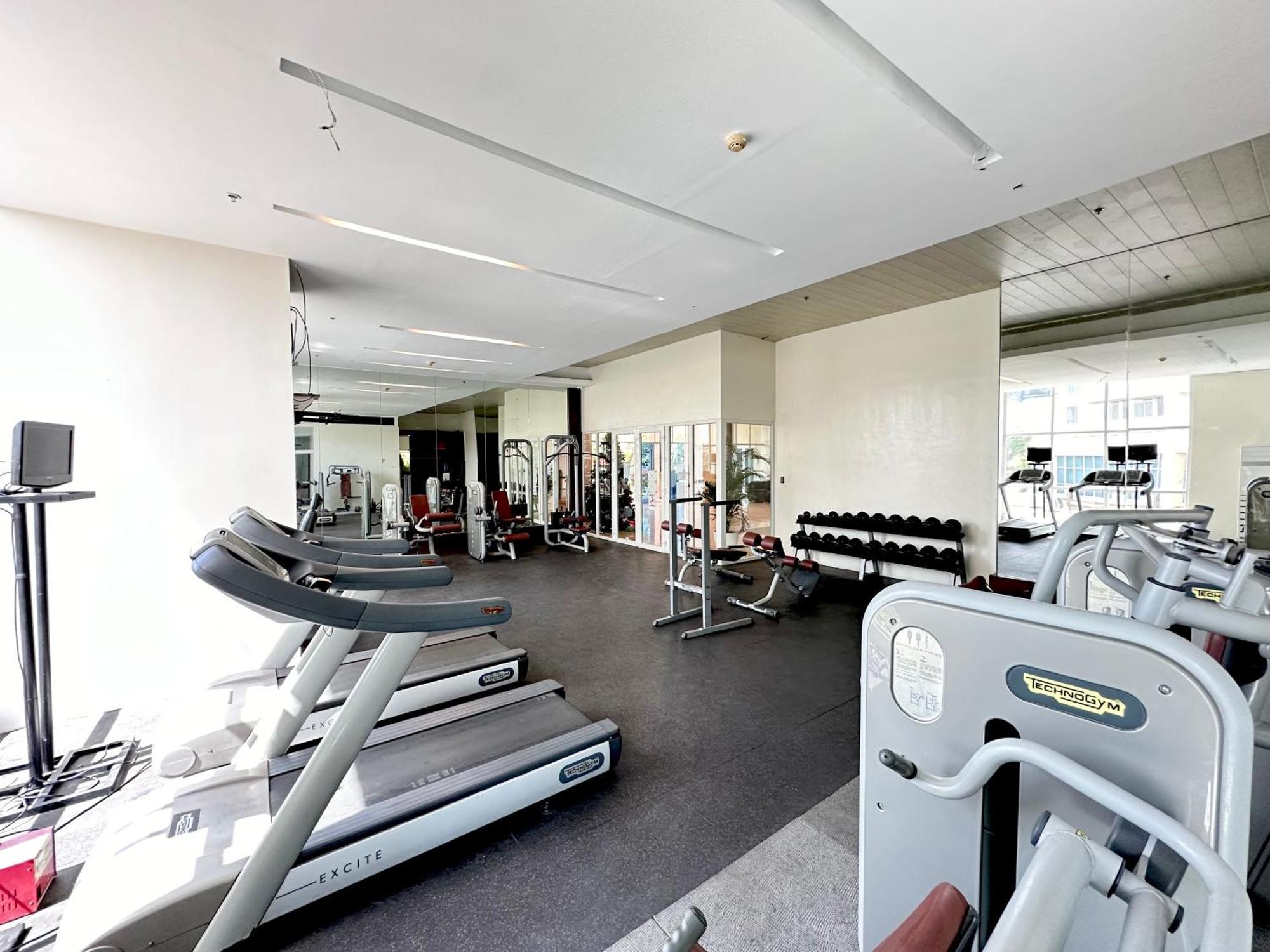 Oceanview Deluxe 1Br Suite La Mirada 麦克坦 外观 照片